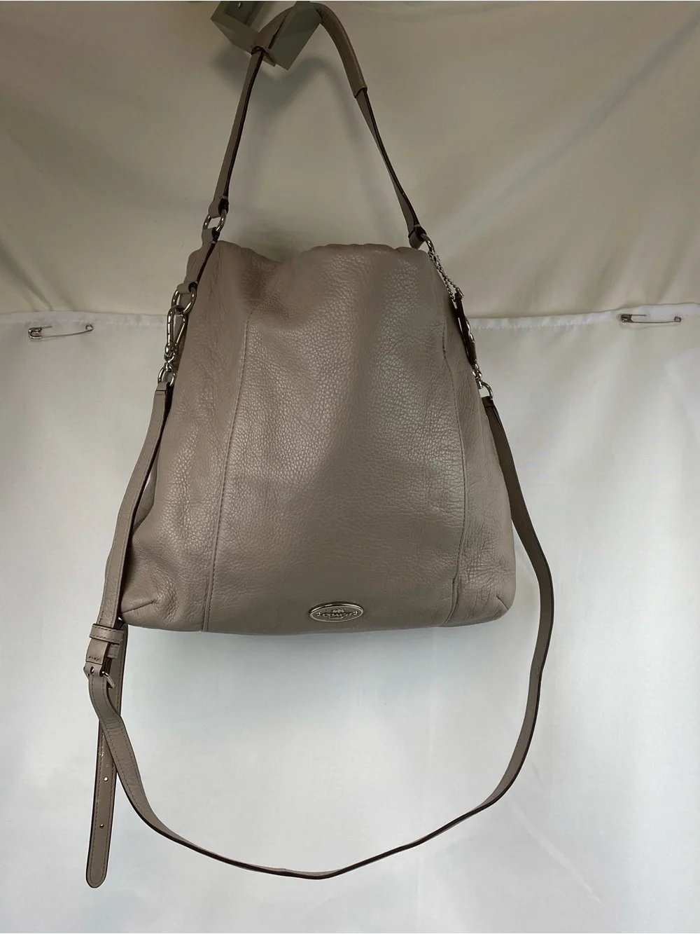 Coach Isabelle Taupe Grey Pebble Leather Hobo 3 Way Shoulder Crossbody Hand Bag
